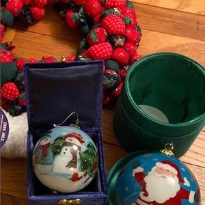 Collection of Christmas decorations which includes 2 hand painted ornaments